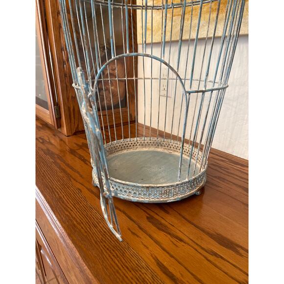 Vintage salvaged distressed metal Bird cage - Picture 8 of 9